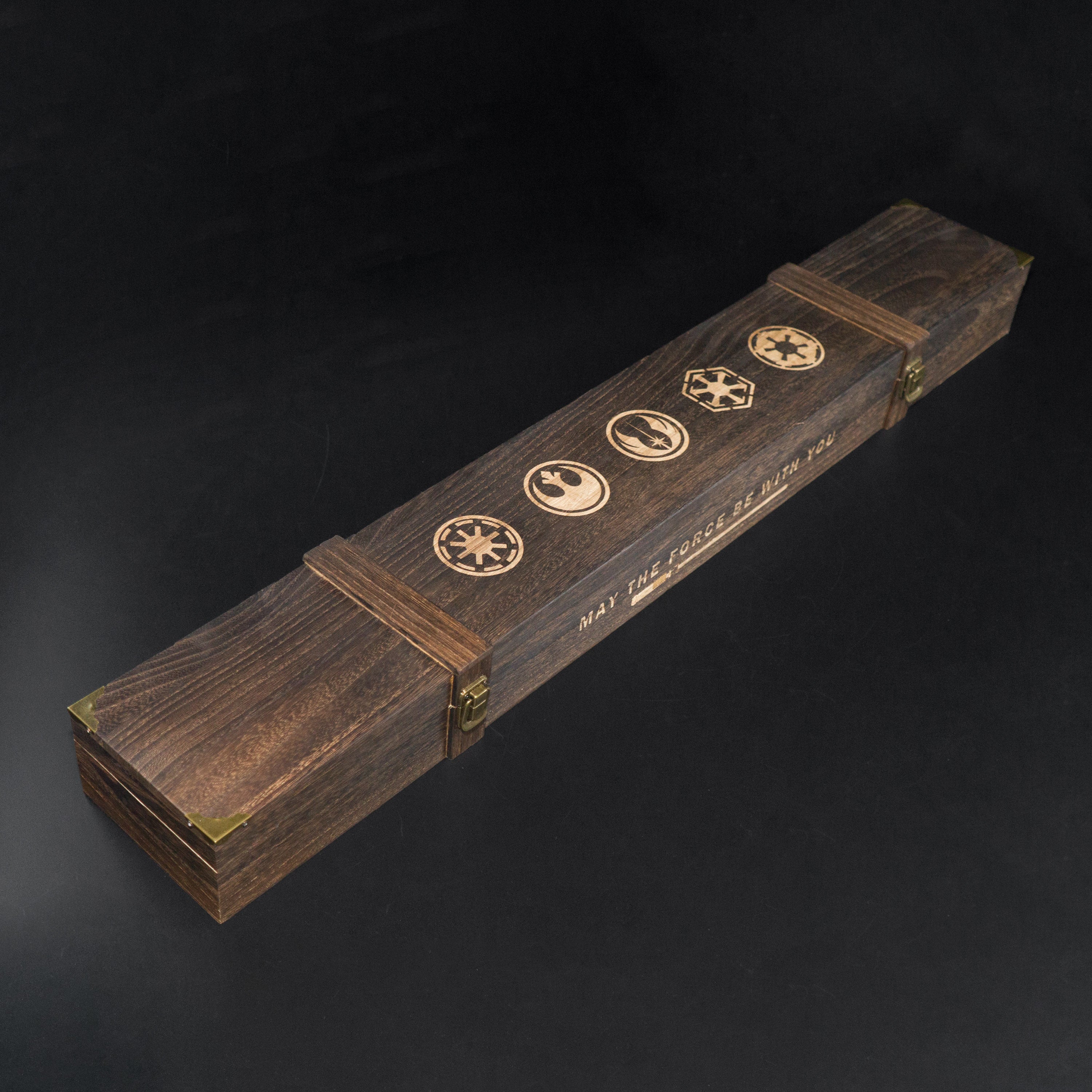 Saber's Wooden Case (Large)