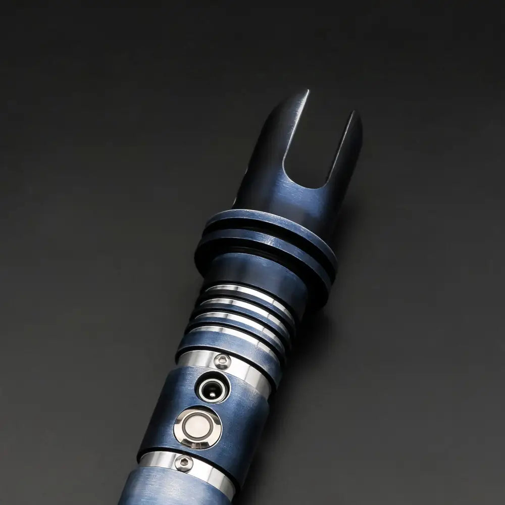 Eternal Forge Saber Giocattoli