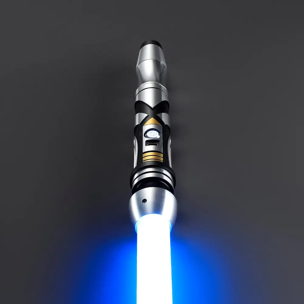Eternal Sovereign Saber Giocattoli